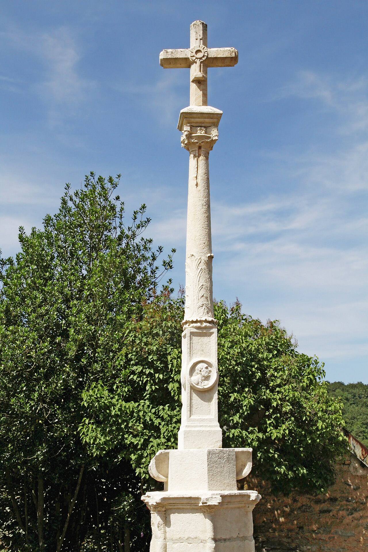 Croix de Belan-sur-Ource